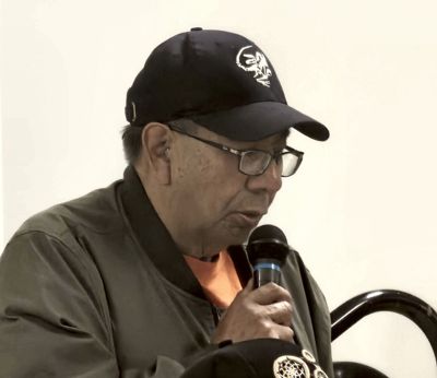 Rt. Rev. Larry Beardy speaking at the Mackay gathering